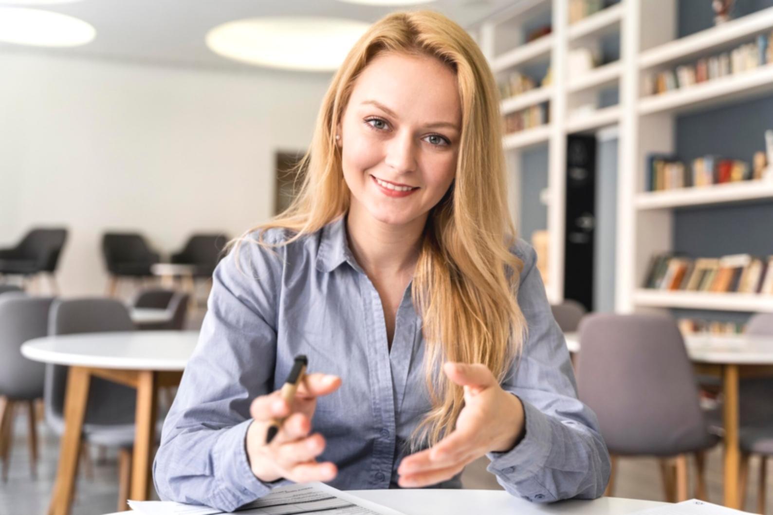 Students learning financial concepts in classroom setting